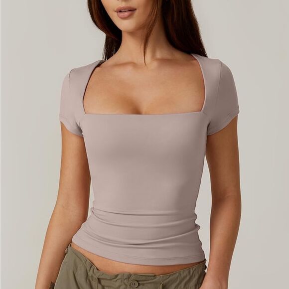 QINSEN Square Neck Tee – Fitted Short Sleeve Double-Lined Top Size XL - Picture 1 of 7